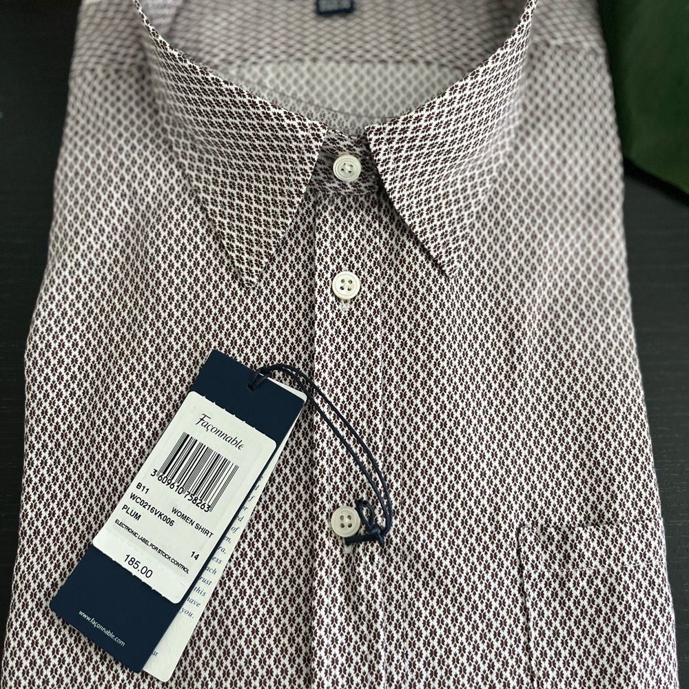 Façonnable Woman’s Dress Shirt size 14. New With Tags